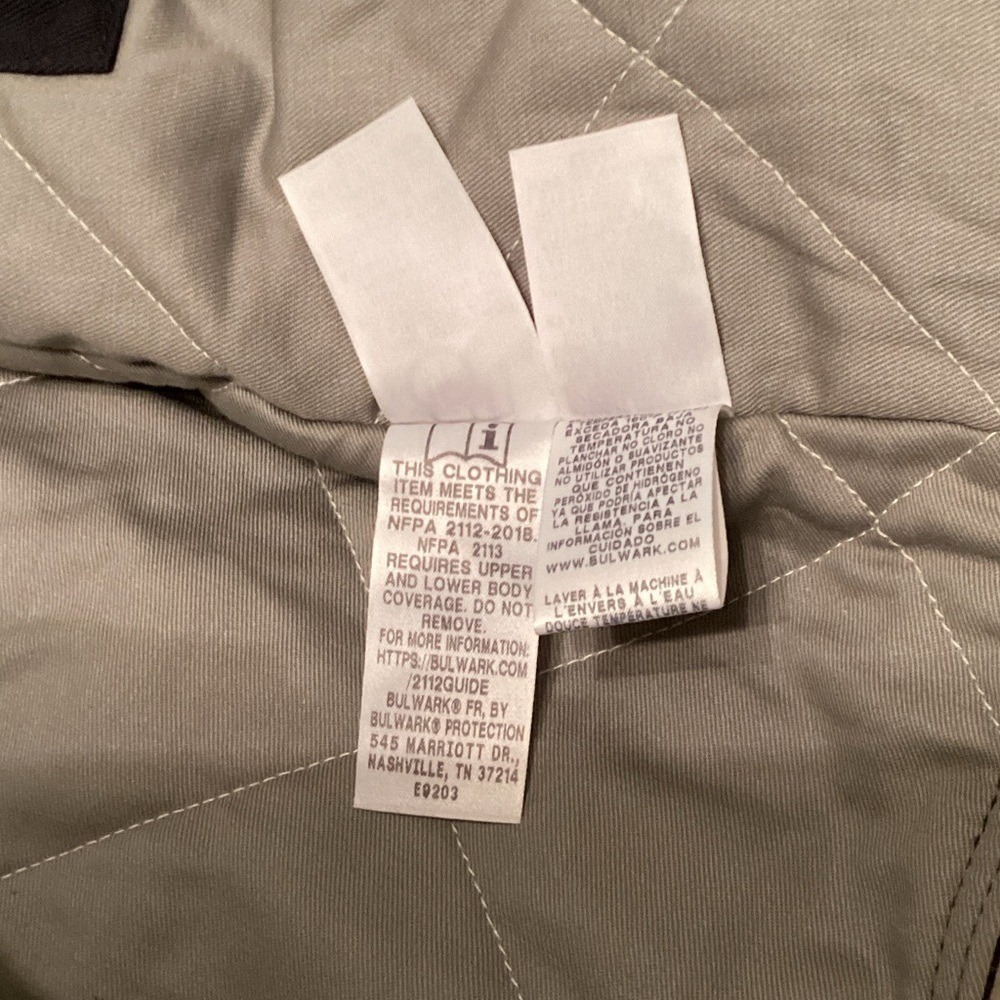 Bulwark Men's Black Bomber Jacket - Picture 7 of 8